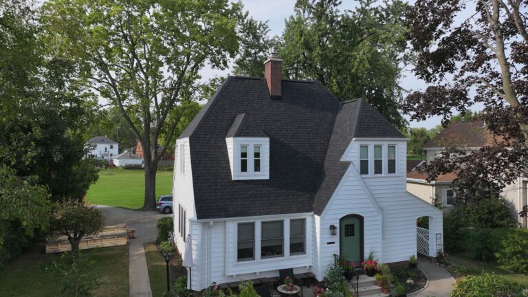 Roof Siding Replacement Kaukauna Onyx black